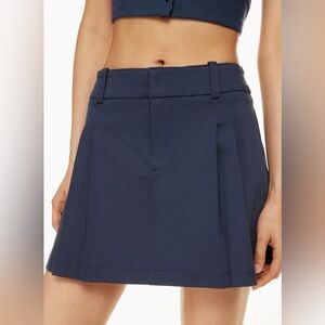 Aritzia Sunday Best Rider Skirt in Black